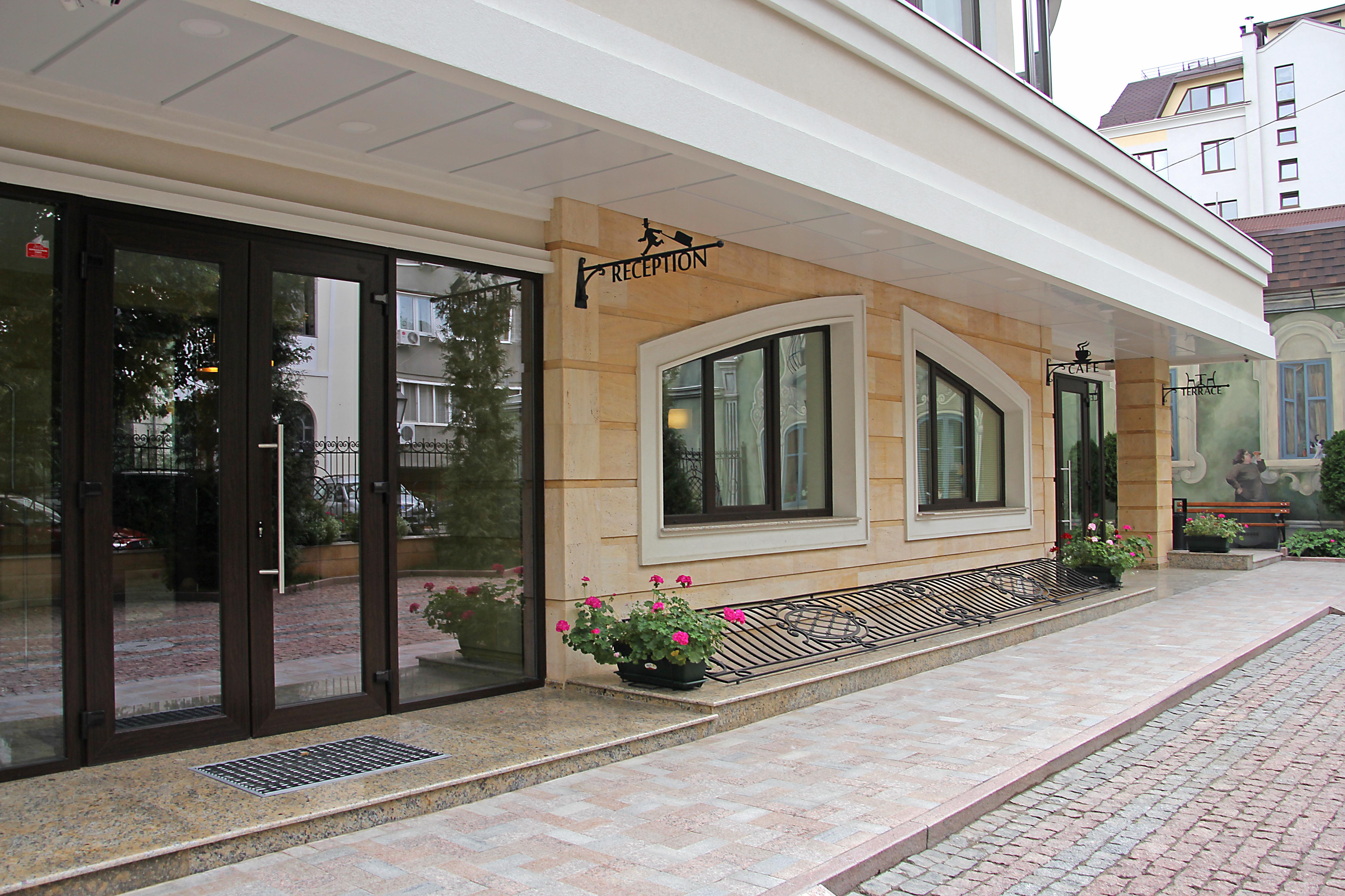Zentrum Hotel Kišiněv Exteriér fotografie